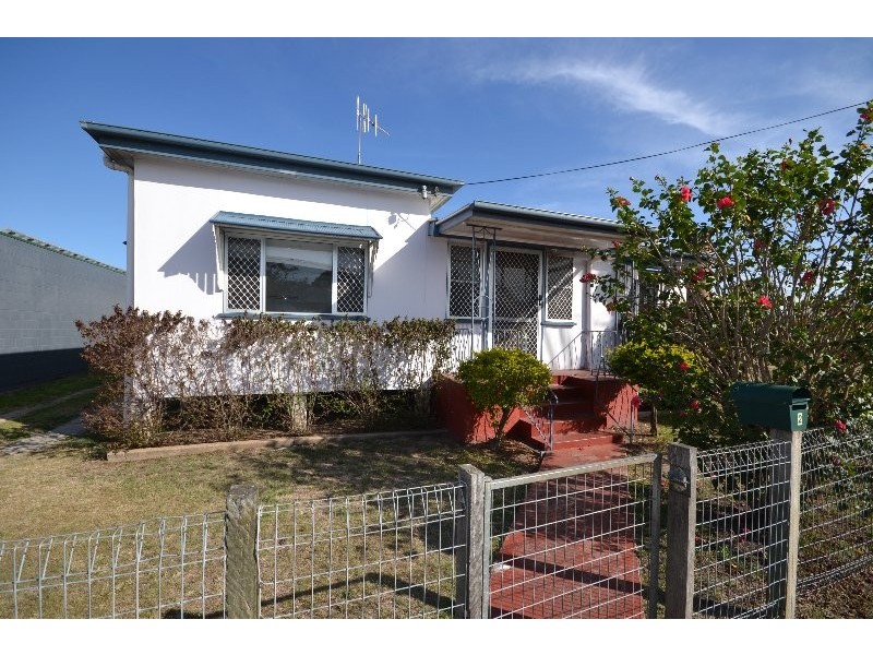 2 Kent Street, Bundaberg East QLD 4670
