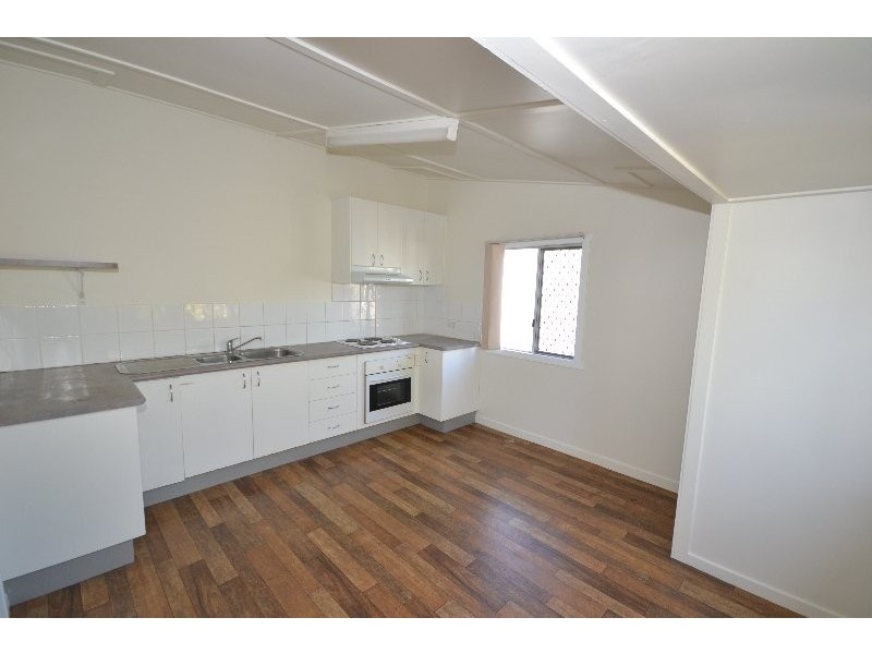 2 Kent Street, Bundaberg East QLD 4670