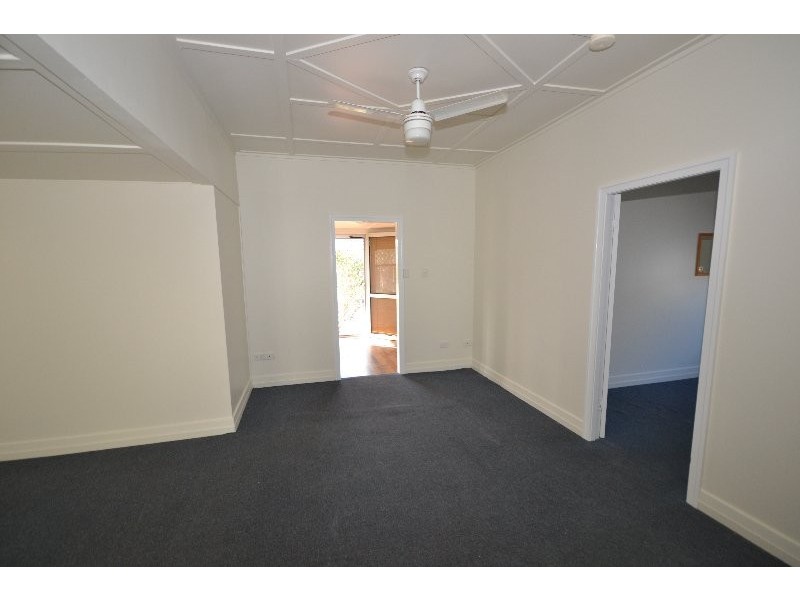 2 Kent Street, Bundaberg East QLD 4670