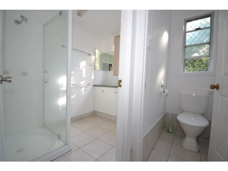 2 Kent Street, Bundaberg East QLD 4670