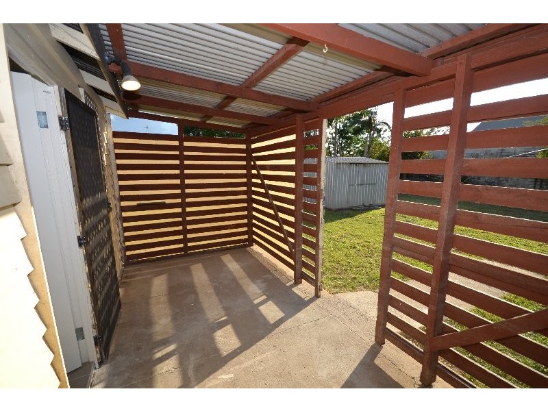 4 Collins Street, Bundaberg East QLD 4670