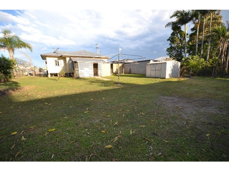 4 Collins Street, Bundaberg East QLD 4670