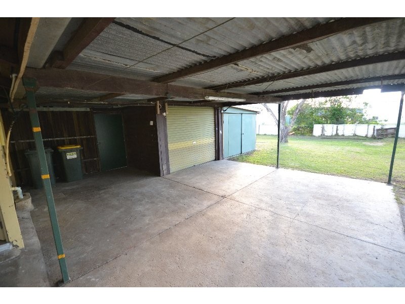 18 Collins Street, Bundaberg East QLD 4670