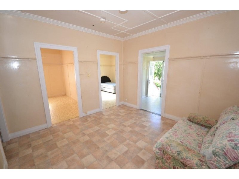 36 Elliott Heads Road, Kepnock QLD 4670