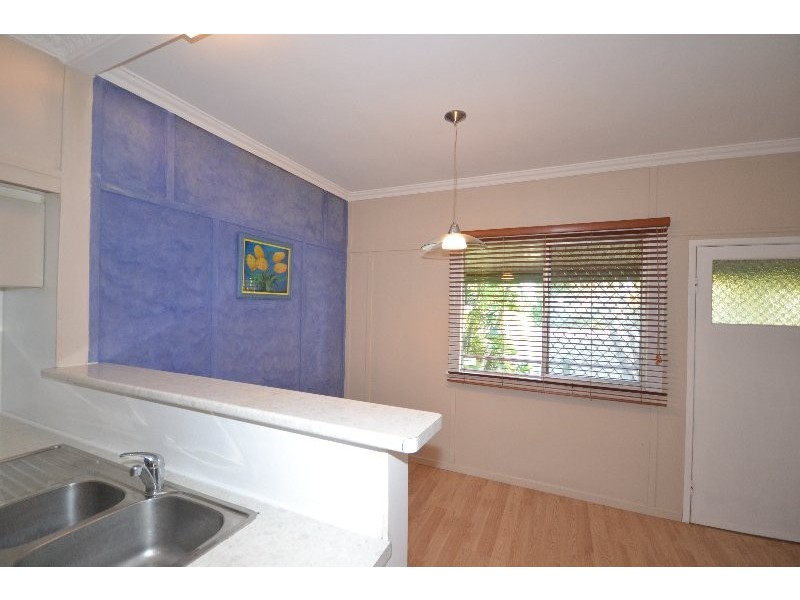 69 Water Street, Walkervale QLD 4670