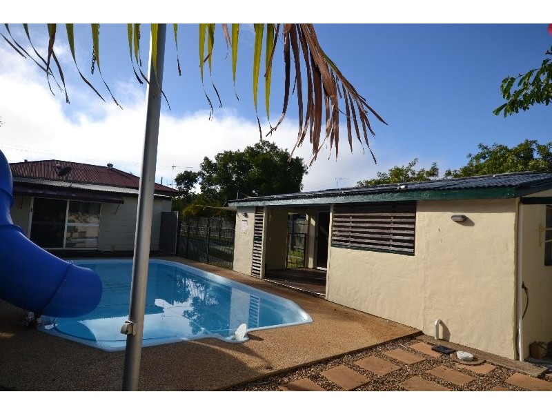 69 Water Street, Walkervale QLD 4670