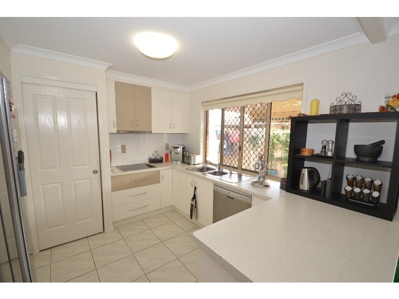 10 / 45 Thabeban Street, Avenell Heights QLD 4670