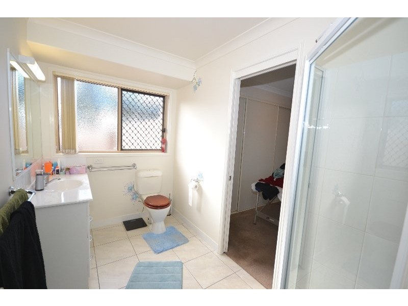 10 / 45 Thabeban Street, Avenell Heights QLD 4670