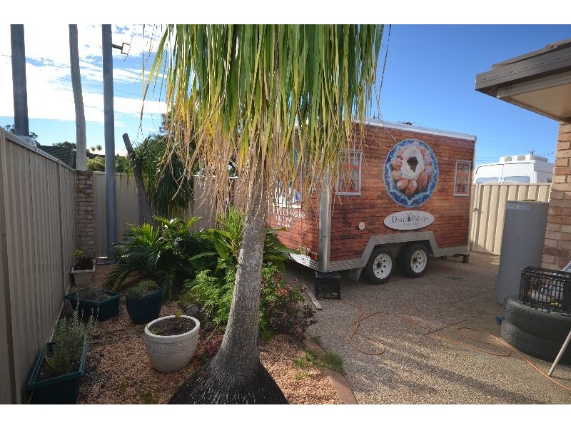 10 / 45 Thabeban Street, Avenell Heights QLD 4670