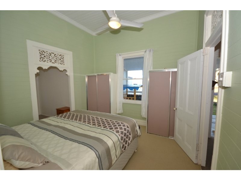 88 Welch Street, Elliott Heads QLD 4670