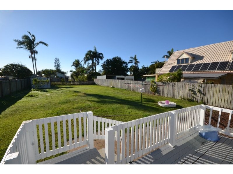 88 Welch Street, Elliott Heads QLD 4670