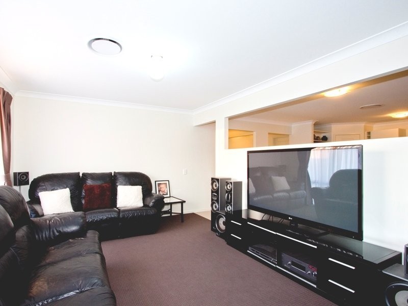 13 Stavewood Street, Meridan Plains QLD 4551