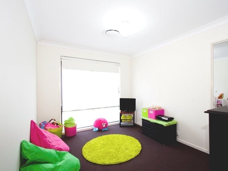 13 Stavewood Street, Meridan Plains QLD 4551