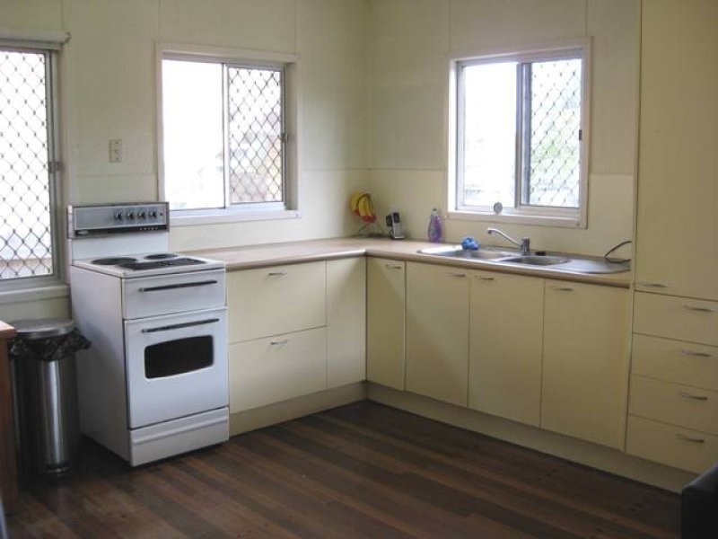27 Macdonald Street, Dicky Beach QLD 4551
