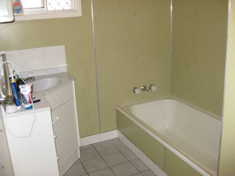 27 Macdonald Street, Dicky Beach QLD 4551