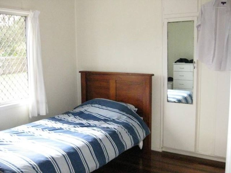 27 Macdonald Street, Dicky Beach QLD 4551