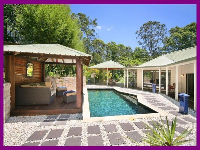 1 Tallgum Avenue, Eumundi QLD 4562