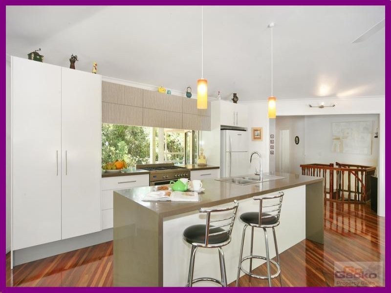 1 Tallgum Avenue, Eumundi QLD 4562