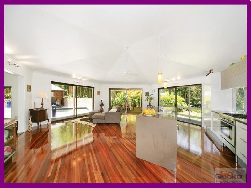 1 Tallgum Avenue, Eumundi QLD 4562