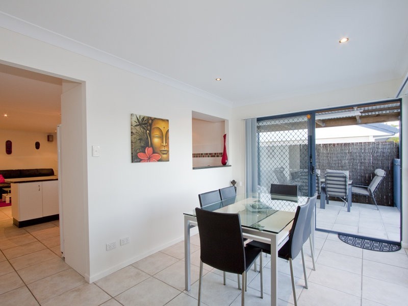 21 Kookaburra Crescent, Bokarina QLD 4575