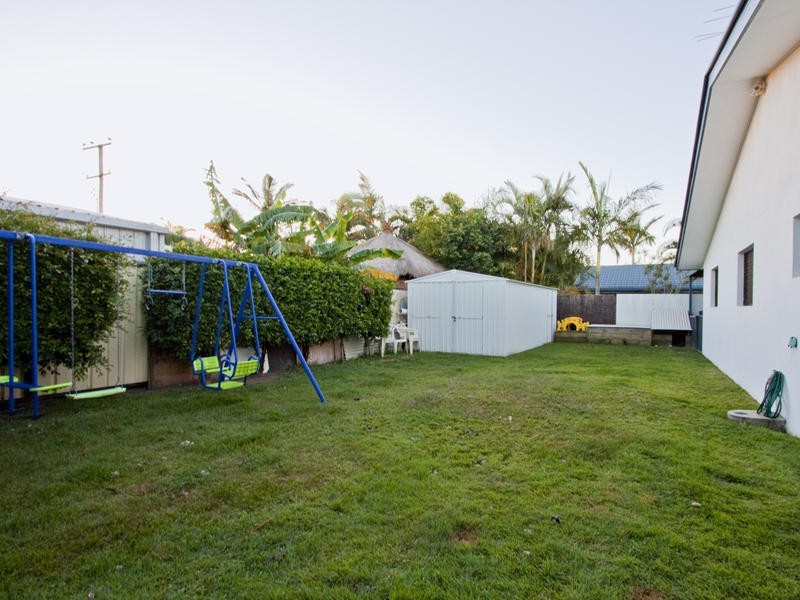 21 Kookaburra Crescent, Bokarina QLD 4575