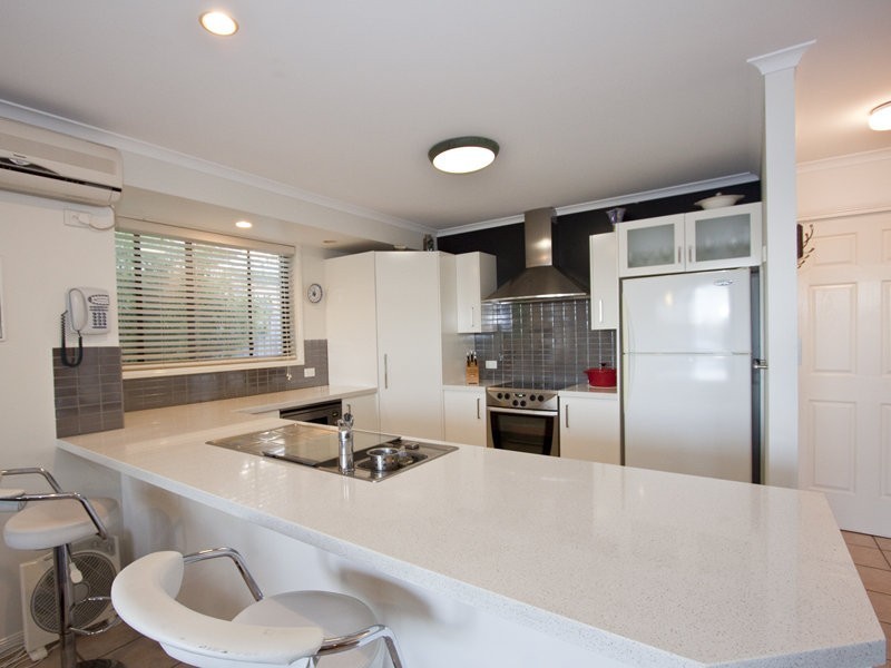 6 Silver-Gull Close, Wurtulla QLD 4575