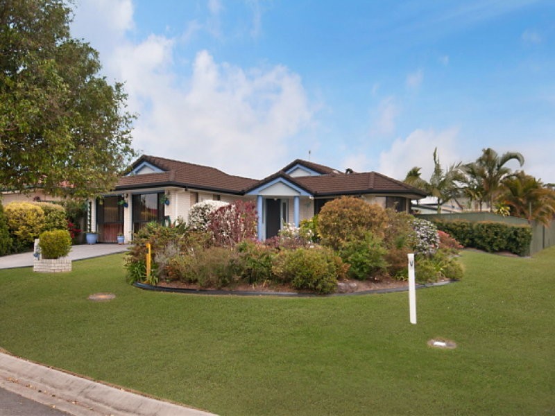 28 Bellevue Drive, Little Mountain QLD 4551