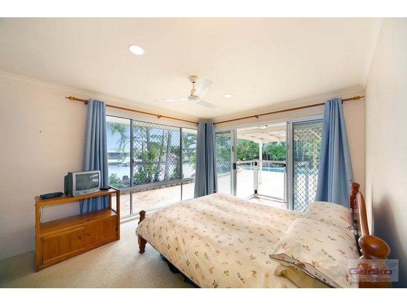 6 Carmine Court, Wurtulla QLD 4575