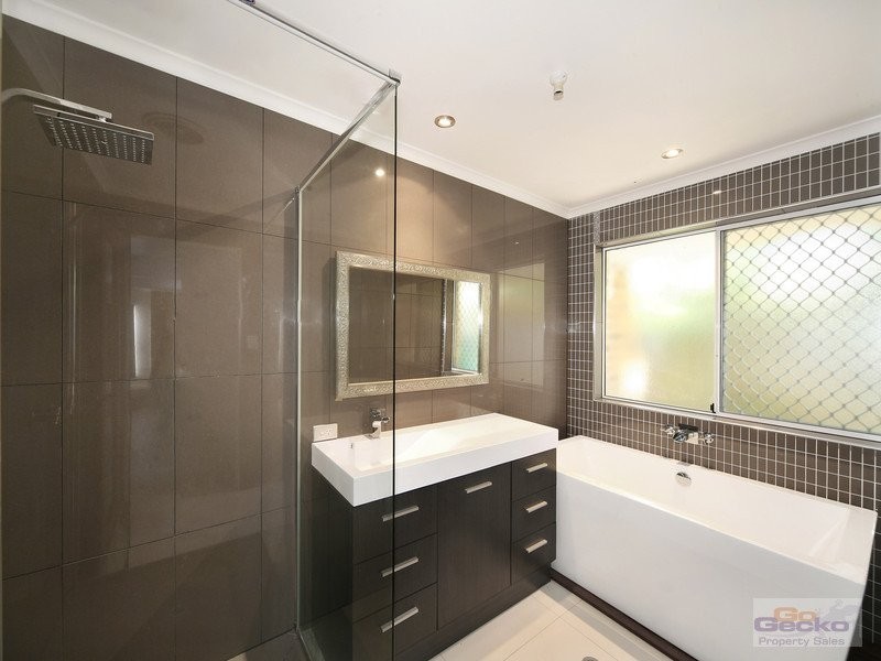 10 Mizzen Close, Wurtulla QLD 4575