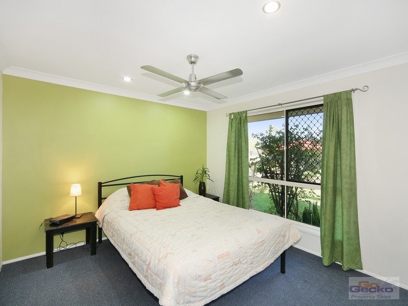 12 Heatherdale Court, Little Mountain QLD 4551