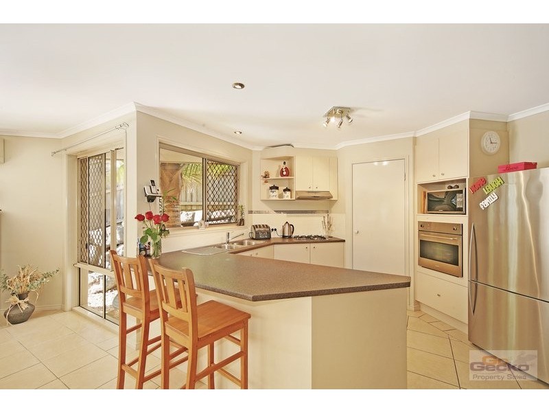 5 Cabbage Palm Court, Little Mountain QLD 4551