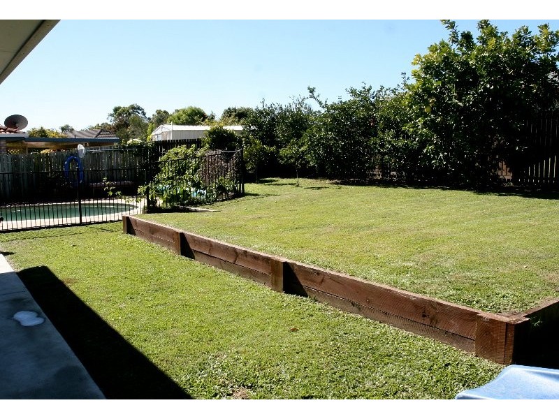 21 Springs Drive, Little Mountain QLD 4551