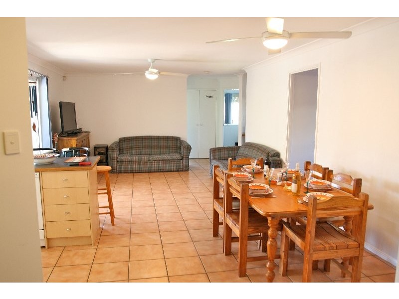 21 Springs Drive, Little Mountain QLD 4551