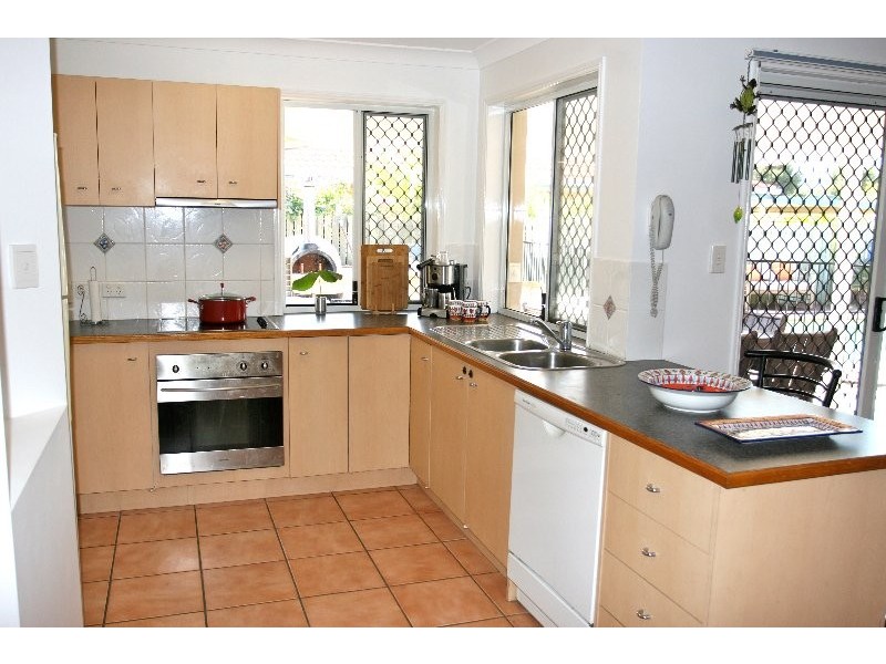 21 Springs Drive, Little Mountain QLD 4551