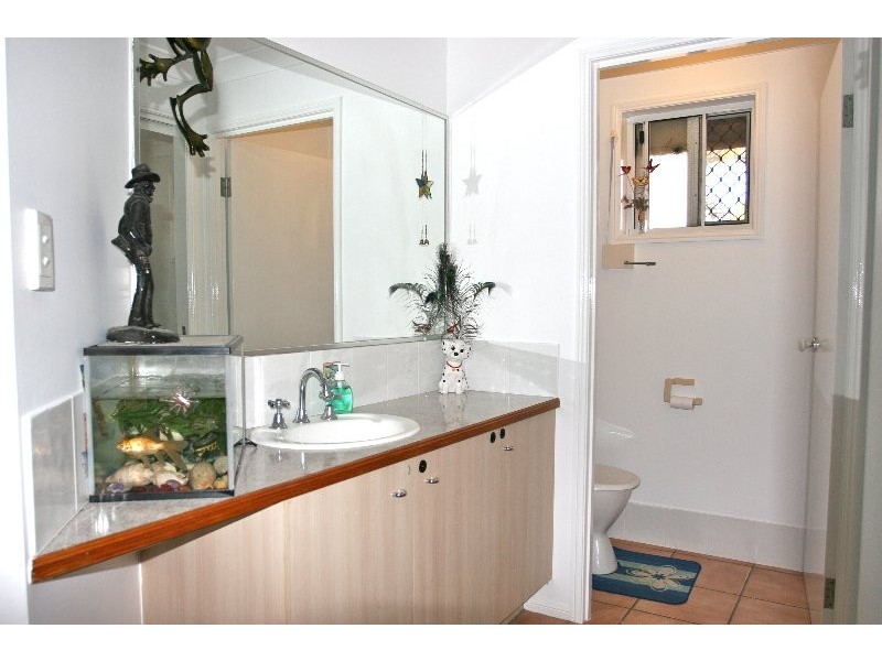 21 Springs Drive, Little Mountain QLD 4551