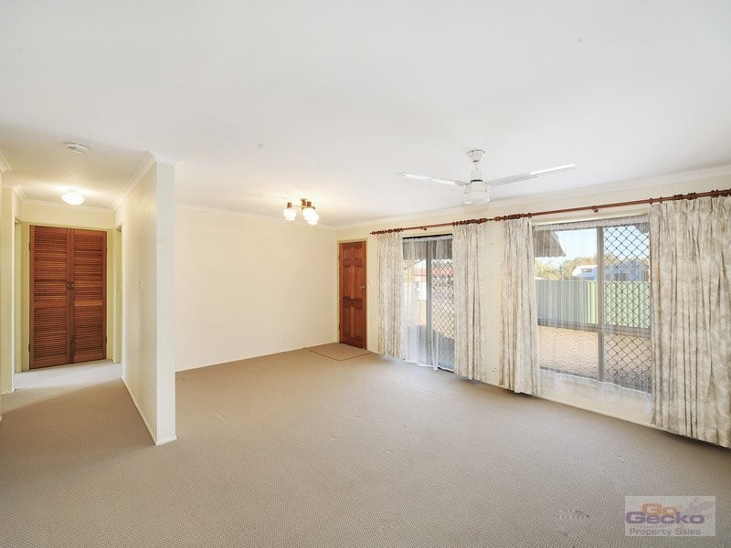2 / 12 Ambako Place, Golden Beach QLD 4551