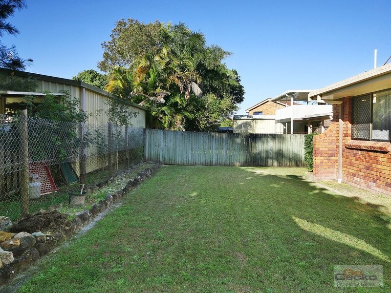 2 / 12 Ambako Place, Golden Beach QLD 4551