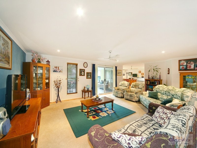7 Highclare Court, Little Mountain QLD 4551