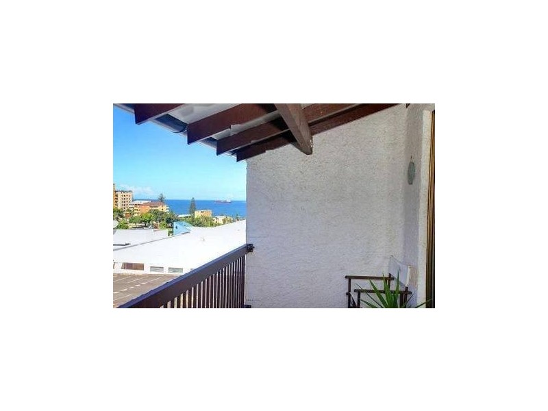 9/3 Sykes Avenue, Kings Beach QLD 4551