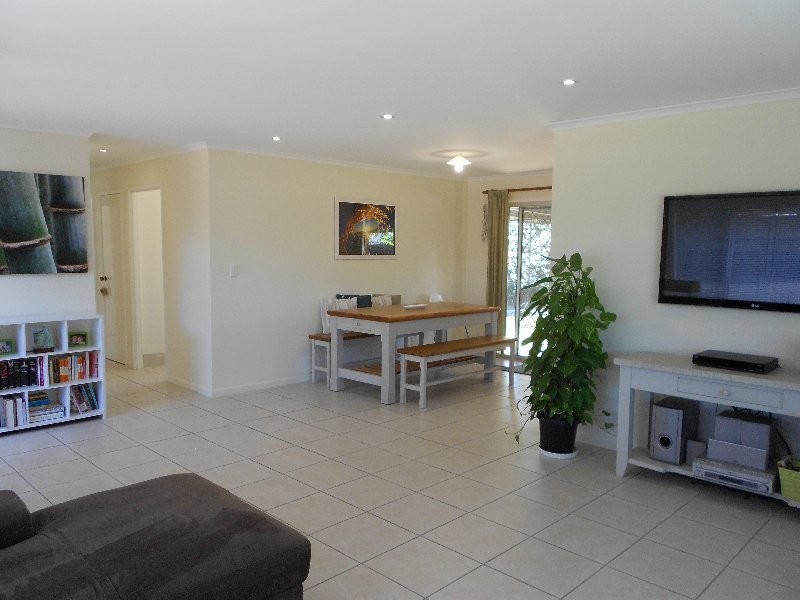 576 Nicklin Way, Wurtulla QLD 4575