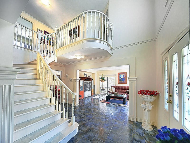 5 Illawong Terrace, Burnside VIC 3023