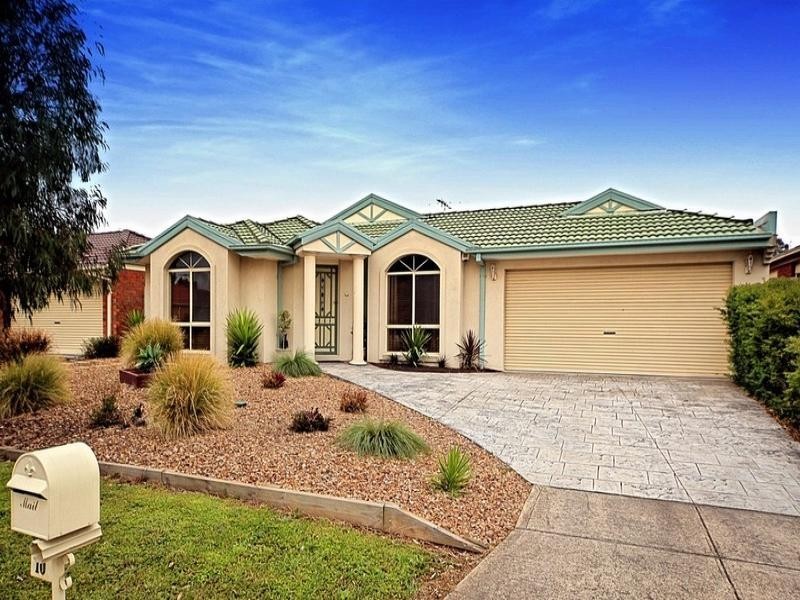 10 Watermark Way, Point Cook VIC 3030