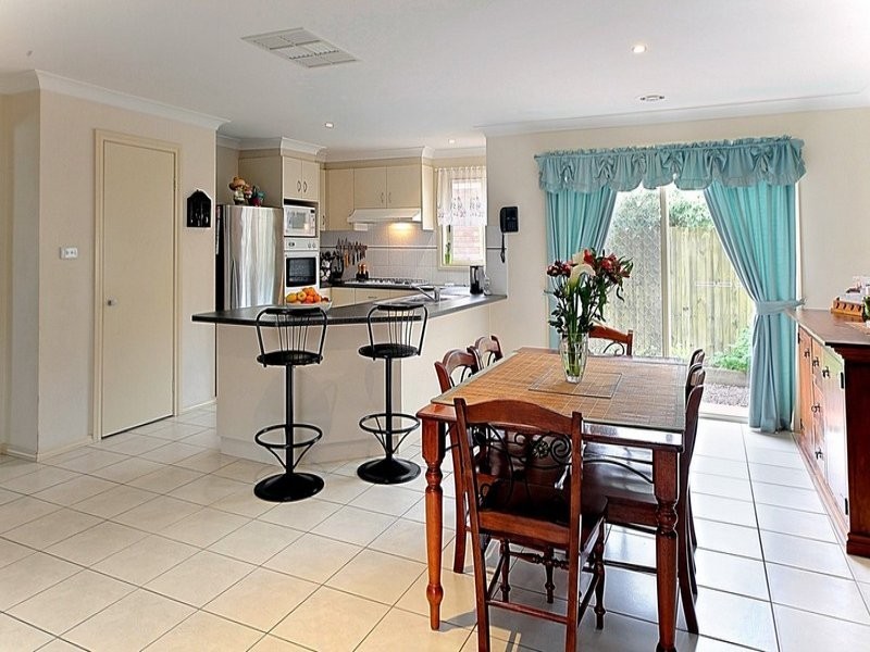 10 Watermark Way, Point Cook VIC 3030
