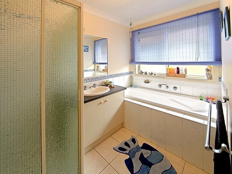 10 Watermark Way, Point Cook VIC 3030