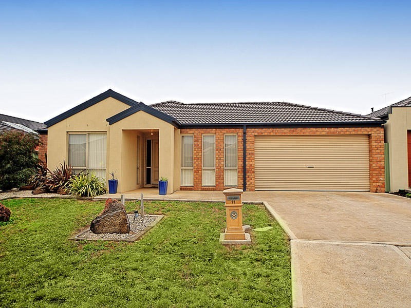 11 Gosford Rd, Wyndham Vale VIC 3024