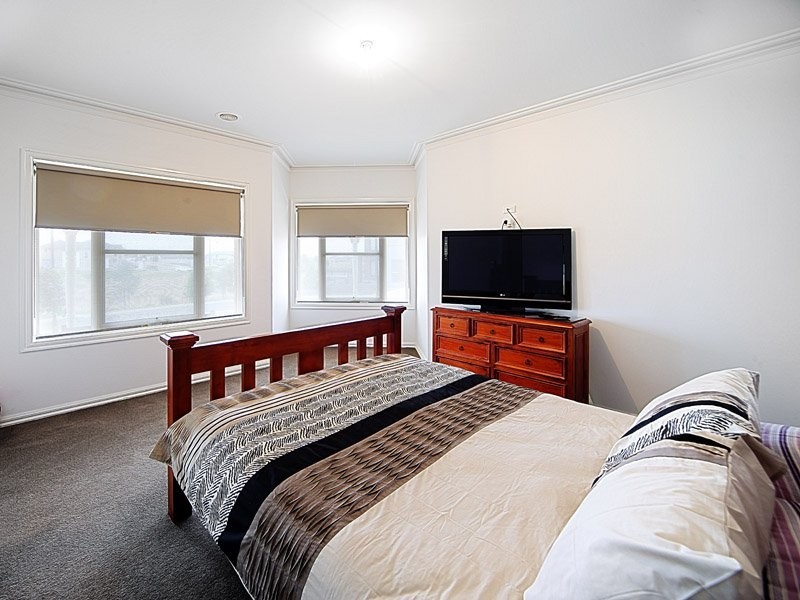 22 Goodenia Way, Caroline Springs VIC 3023