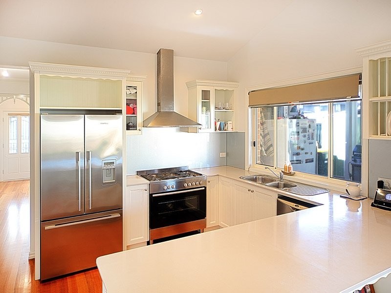 22 Goodenia Way, Caroline Springs VIC 3023