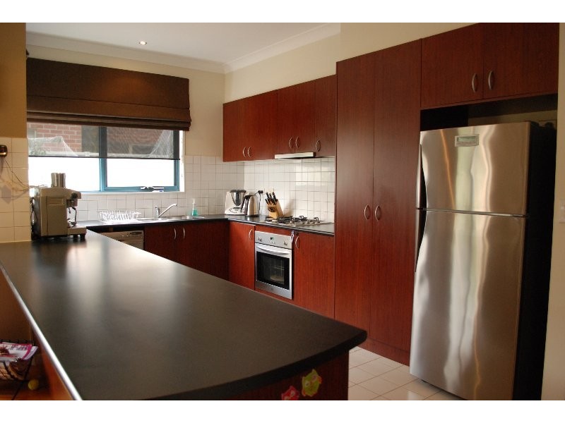 31 Broadhurst Way, Caroline Springs VIC 3023