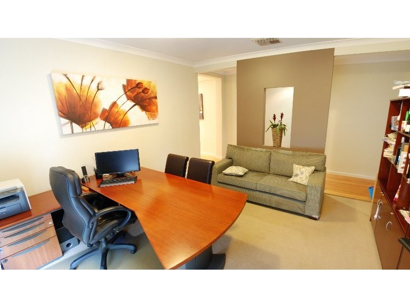 31 Broadhurst Way, Caroline Springs VIC 3023