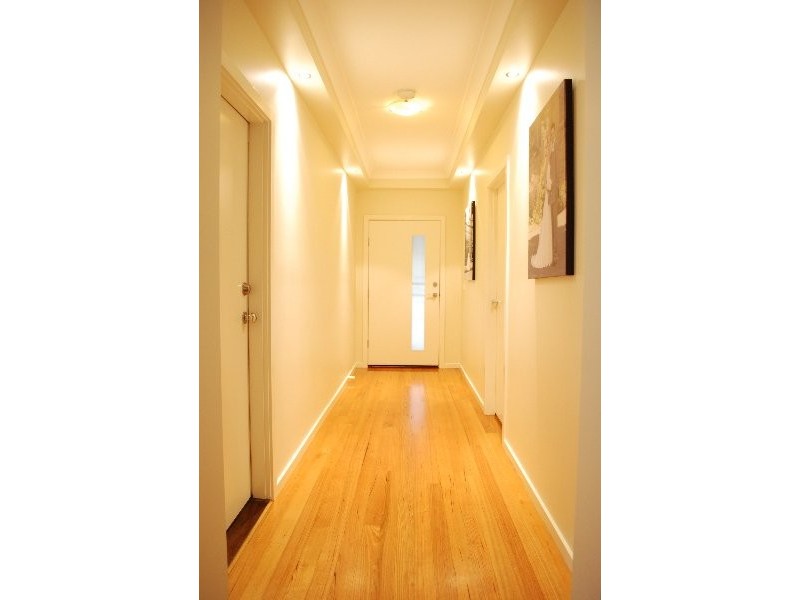 31 Broadhurst Way, Caroline Springs VIC 3023